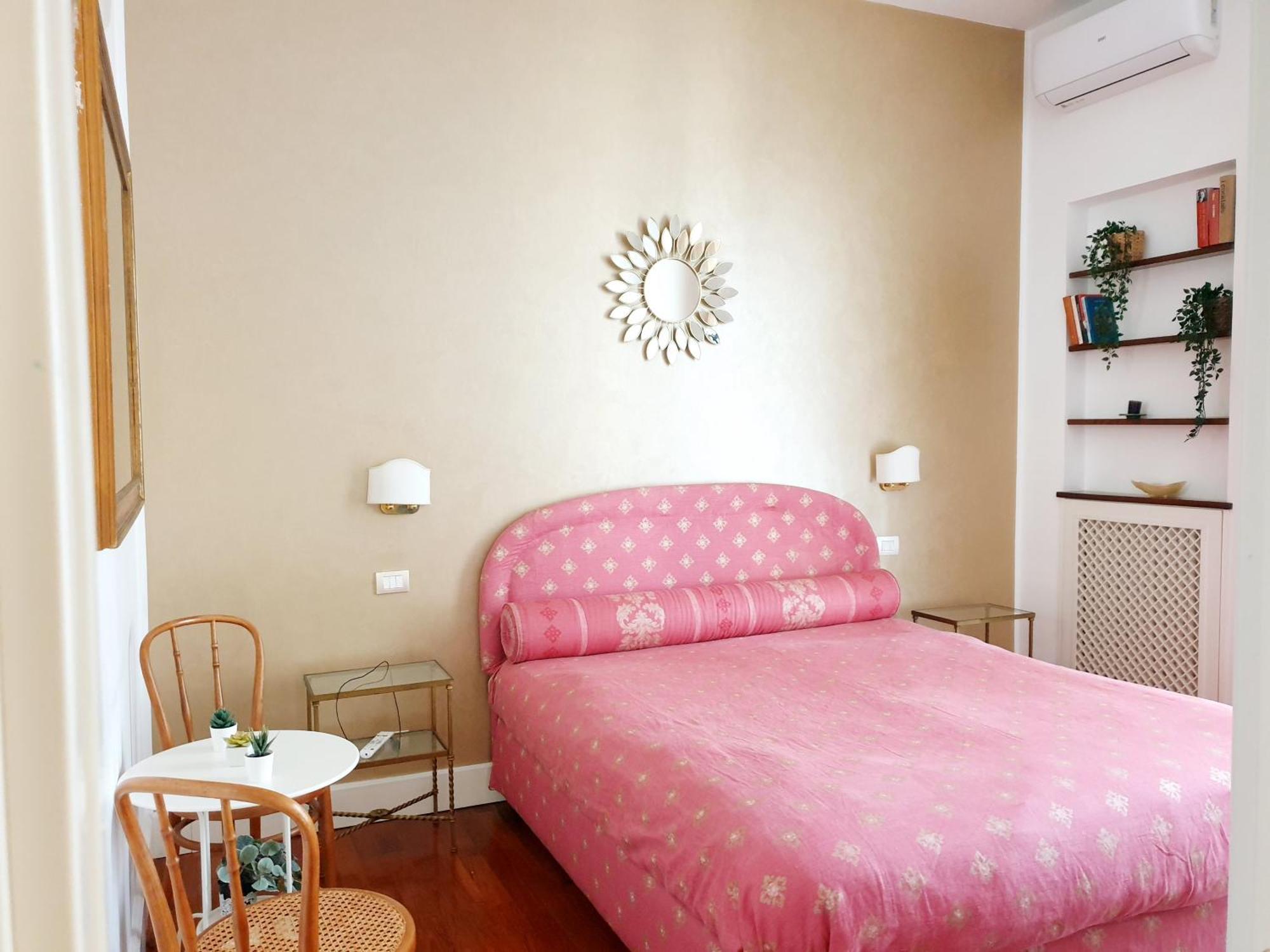 Double Room Private Bathroom