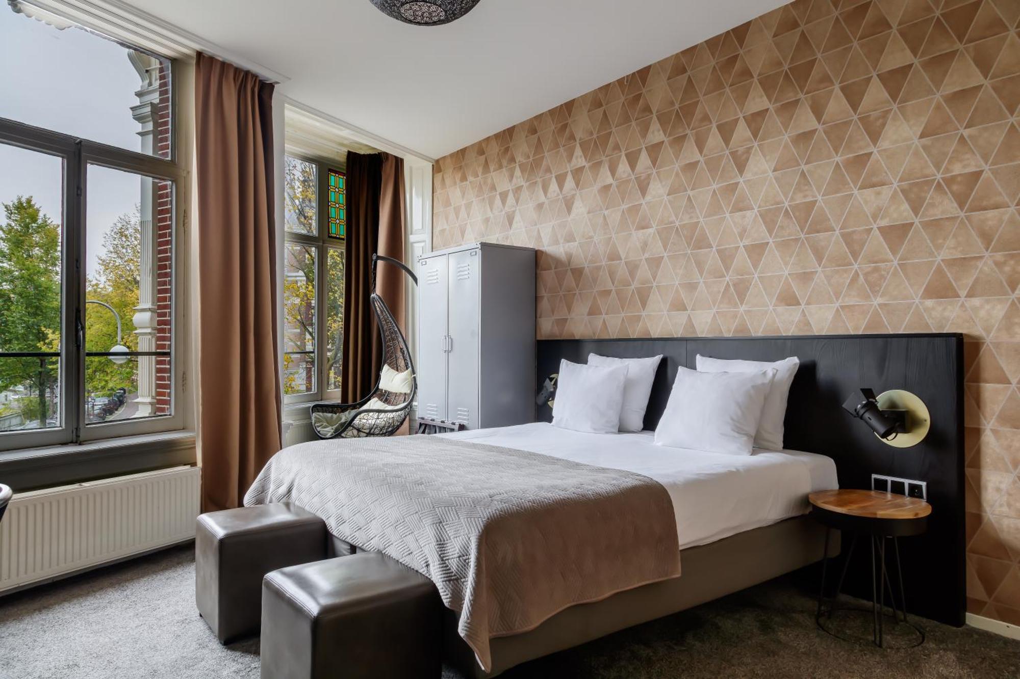 Deluxe Double Room Canal View