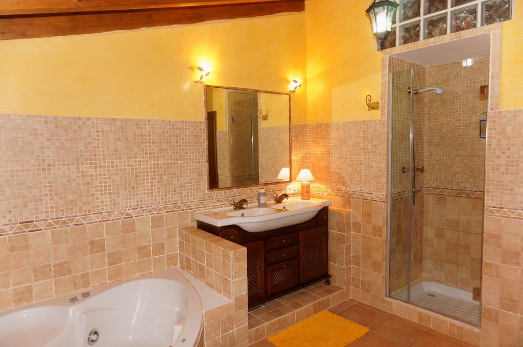Queen Suite