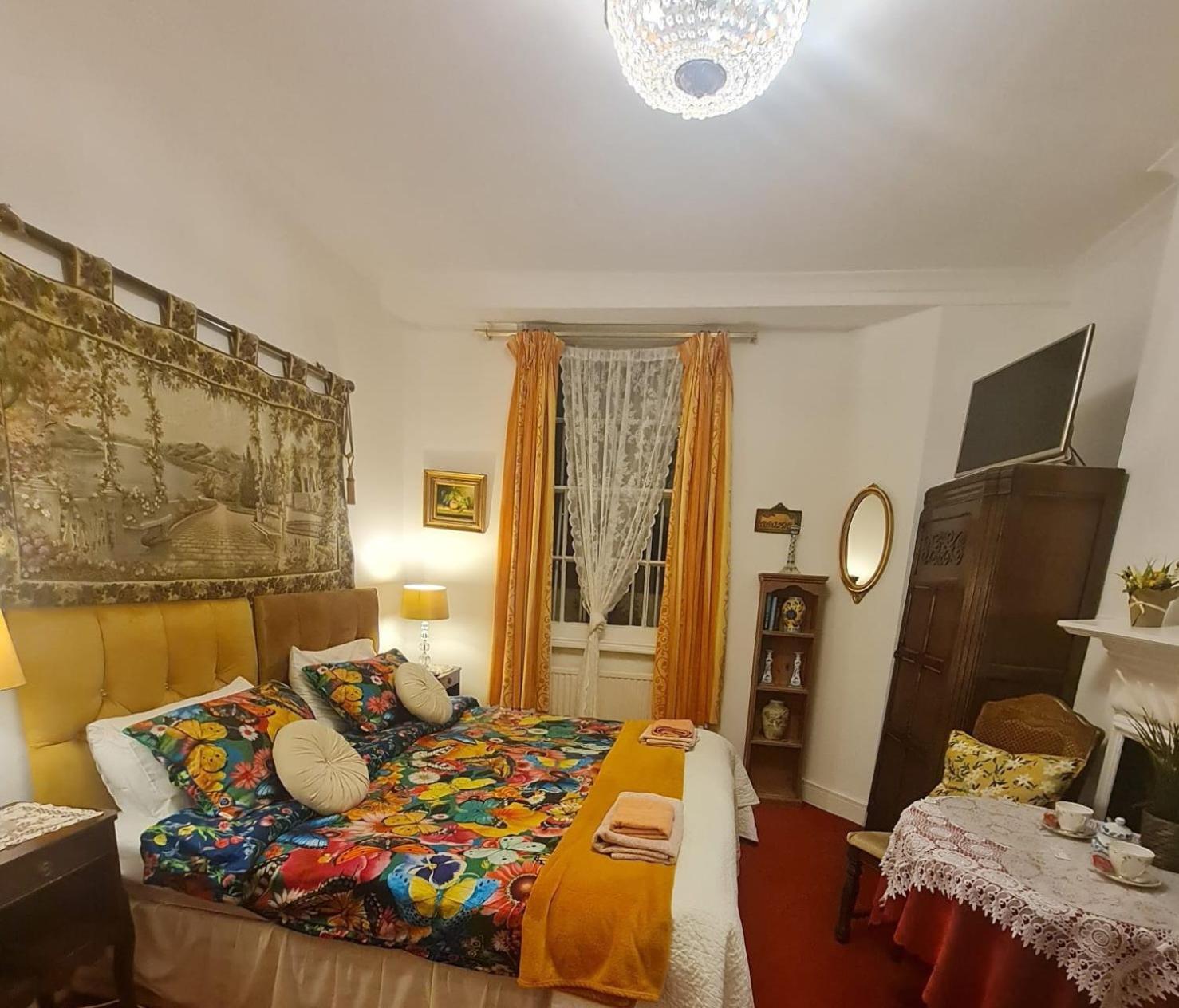 Classic Double or Twin Room