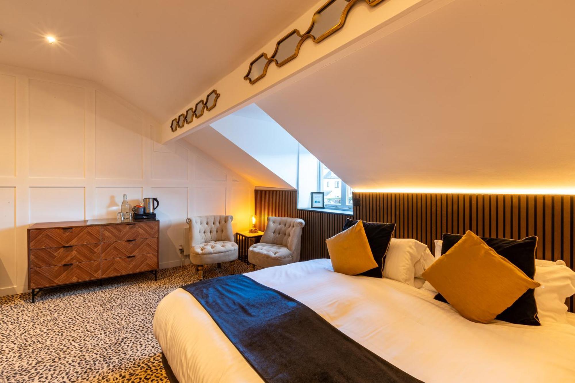 Premier Twin Room