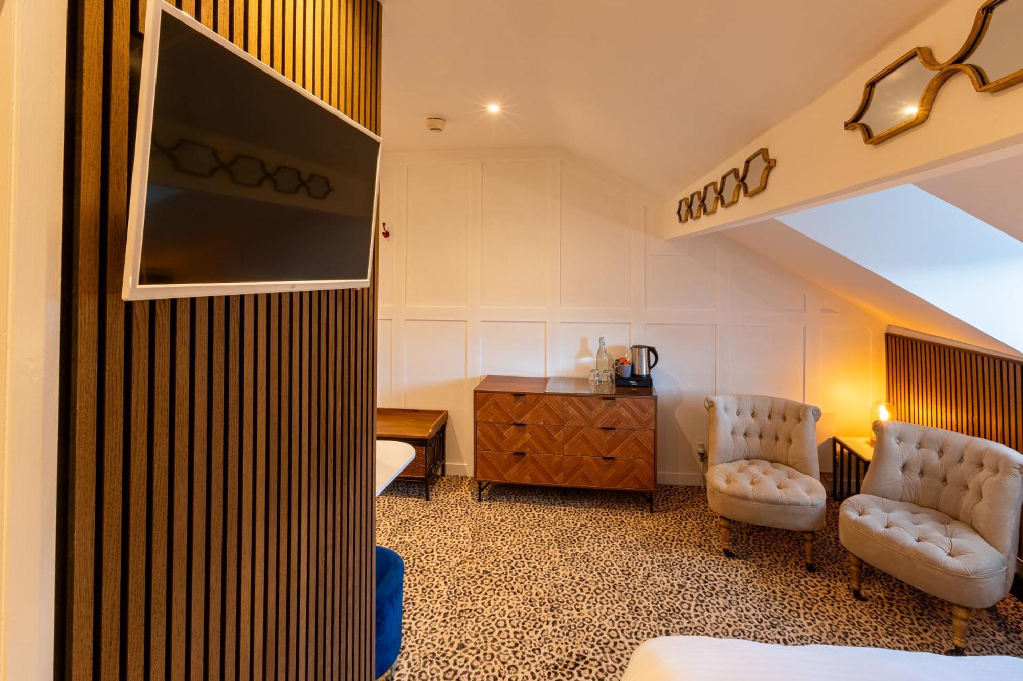 Premier Twin Room