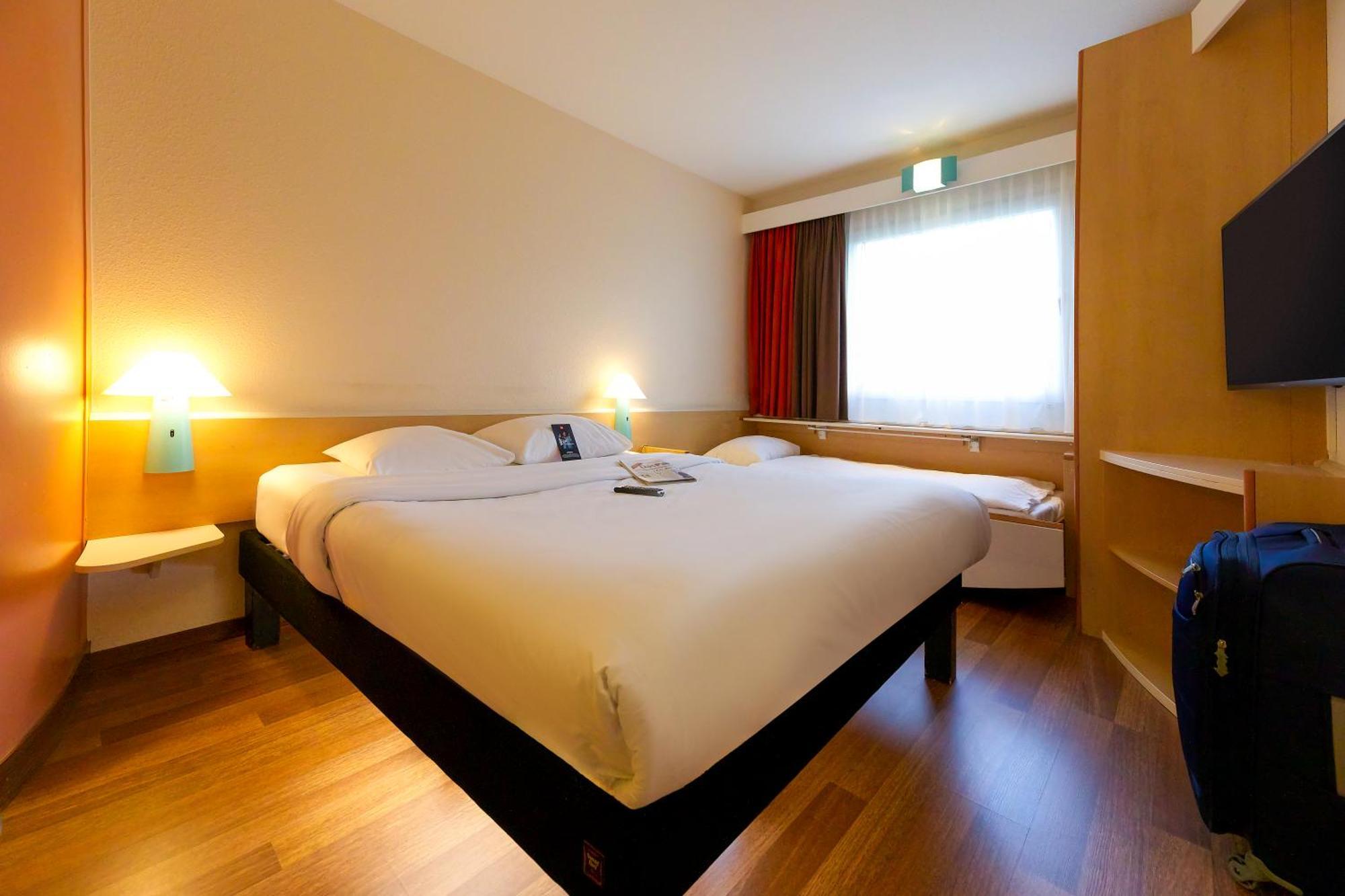 Double Room One Double Bed