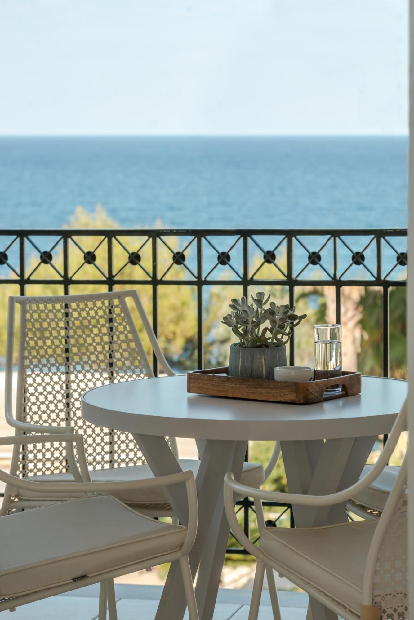 Classic Two Bedroom Apartment Garden View or Sea View