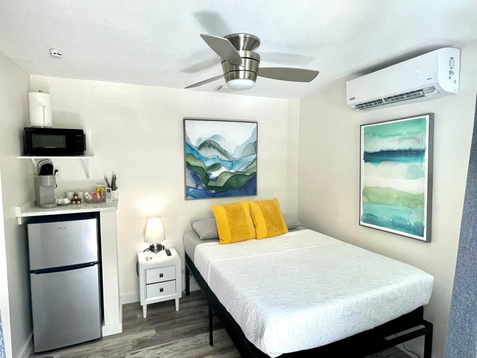 Single Room Pool View