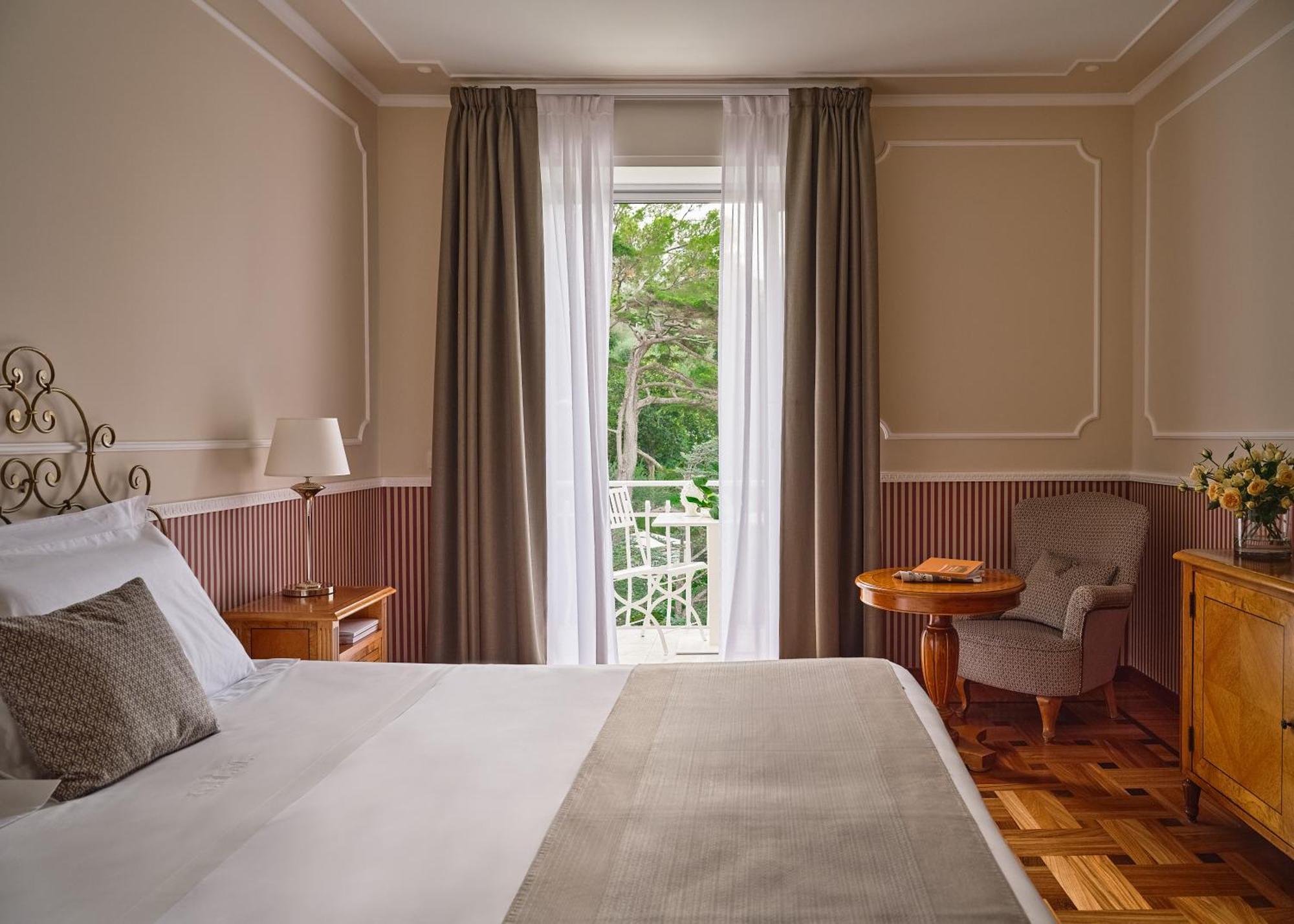 Double Room Garden View