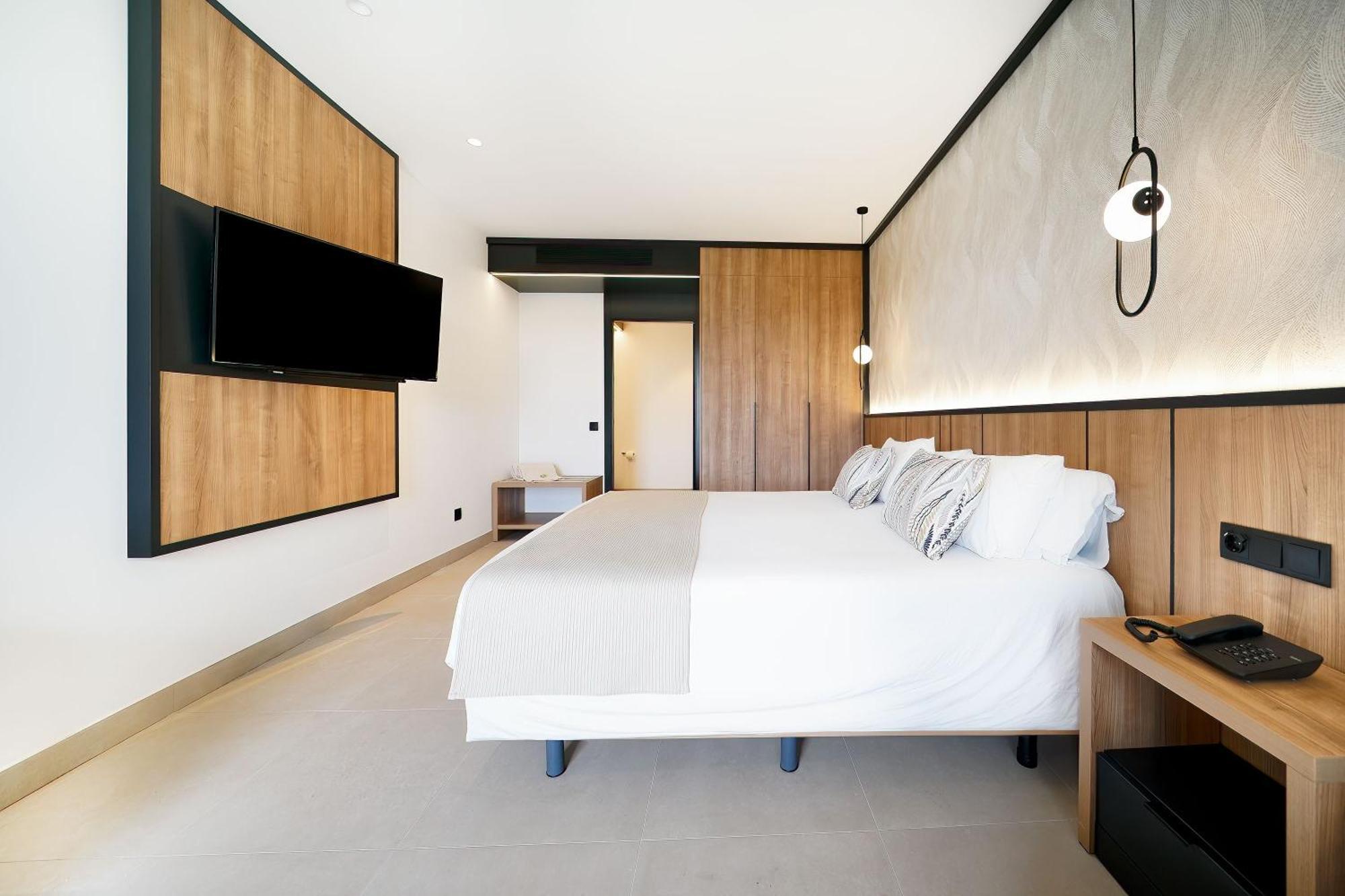 Double Room Terrace Golf View
