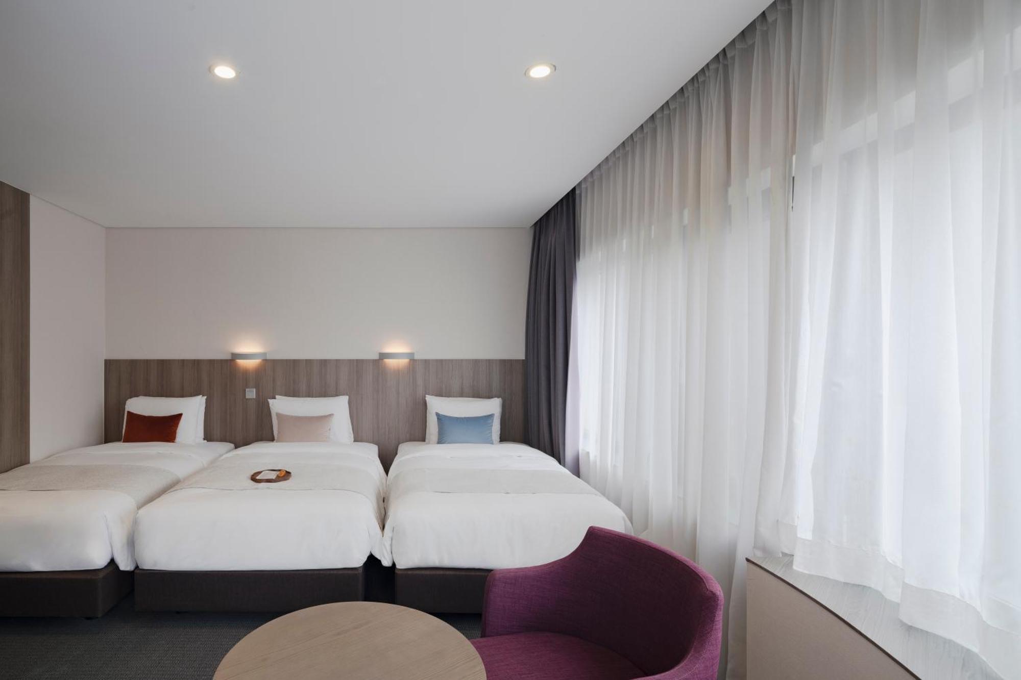 Deluxe Triple Room