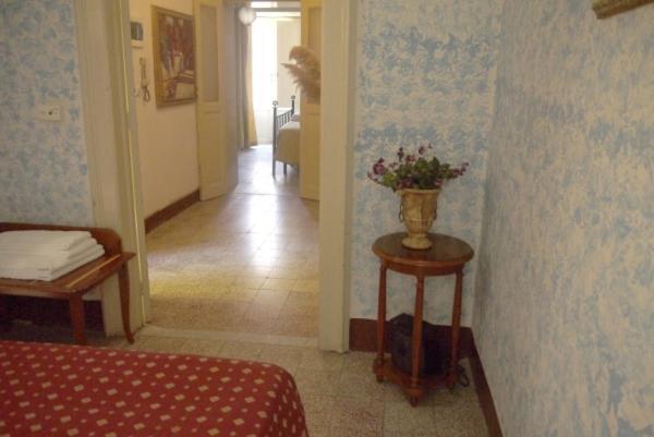 Quarto com Cama King-size