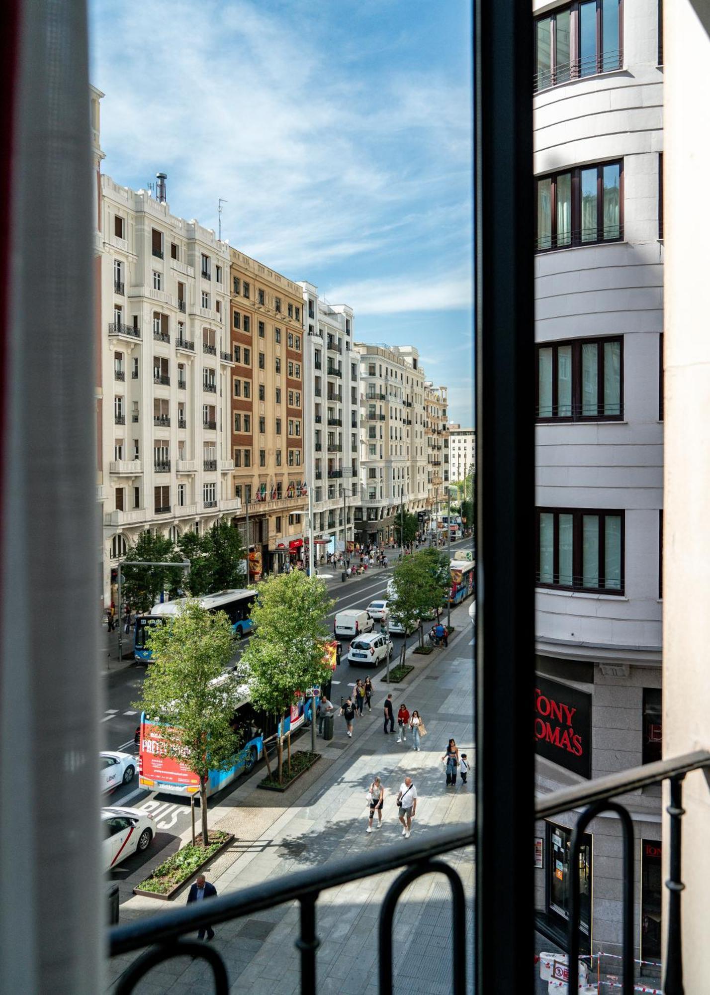 Vincci room Gran Via views
