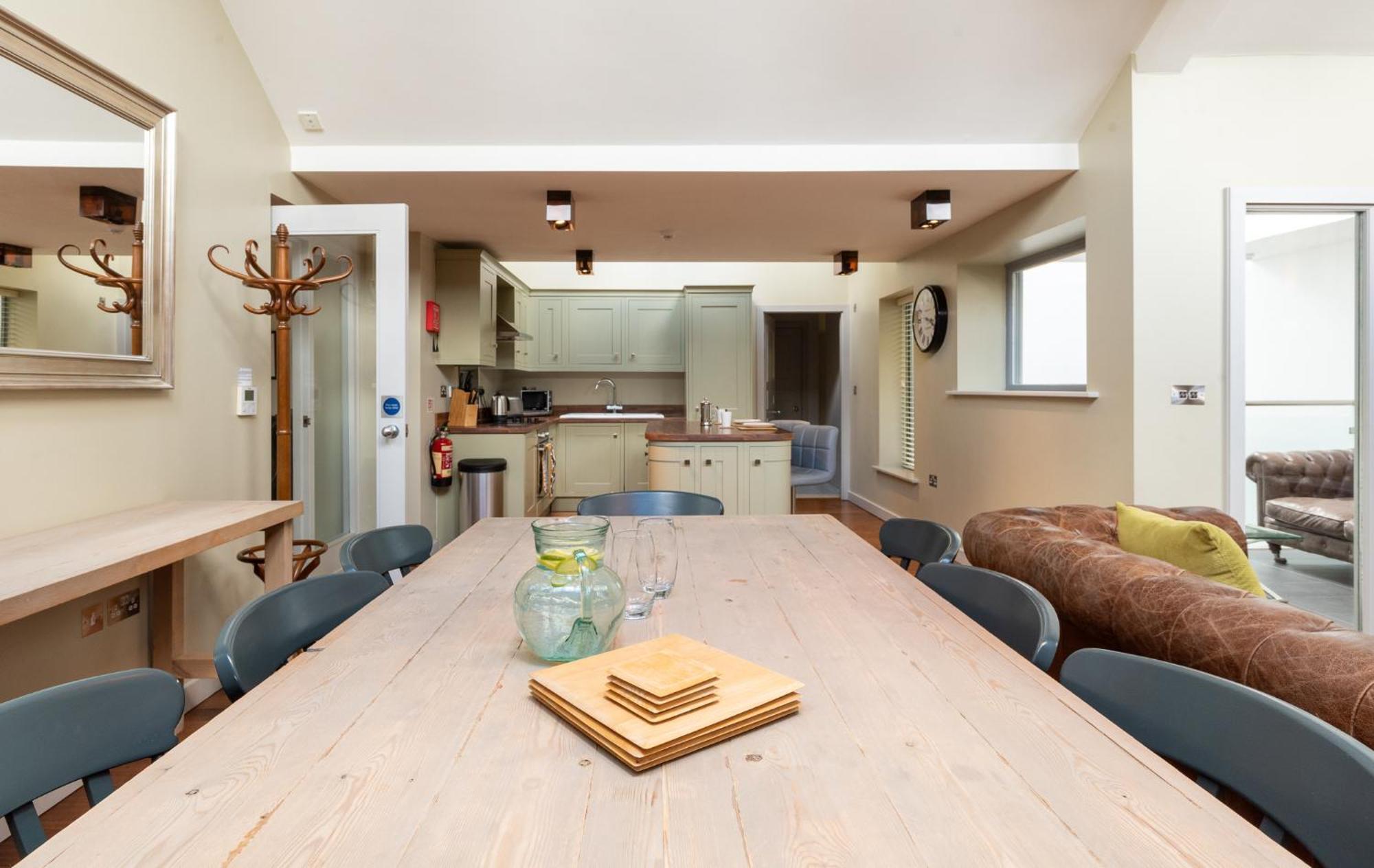 Two-Bedroom Deluxe Apartment Micklegate Courtyard