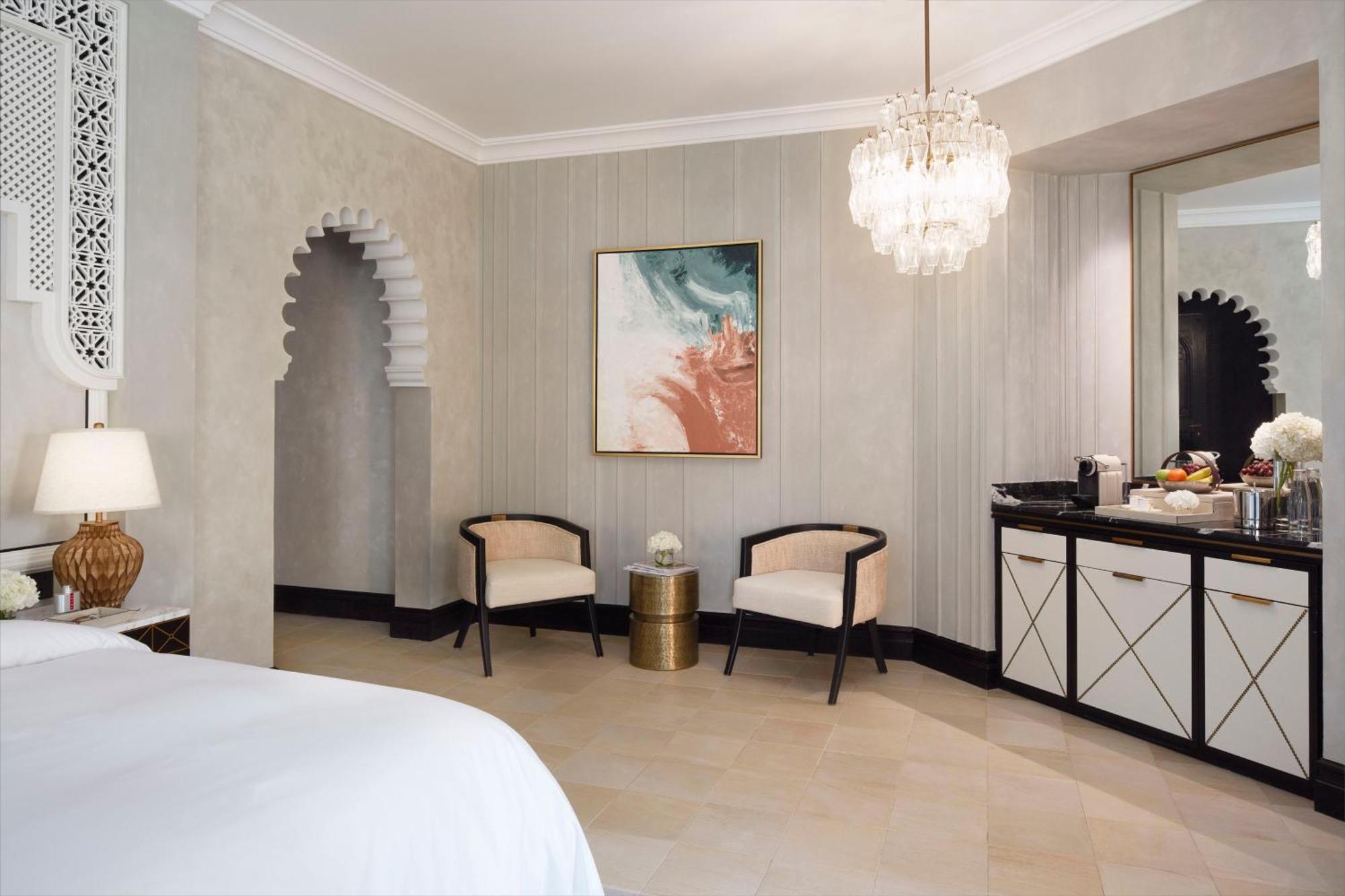Palm House Lagoon Room