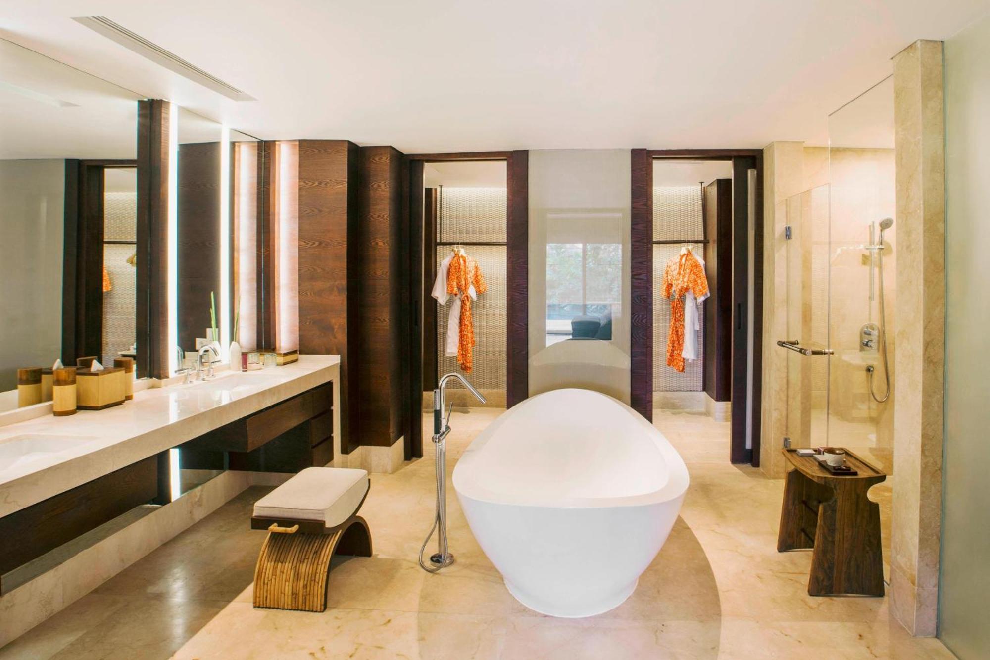 Ritz-Carlton Suite Daily Resort Activity