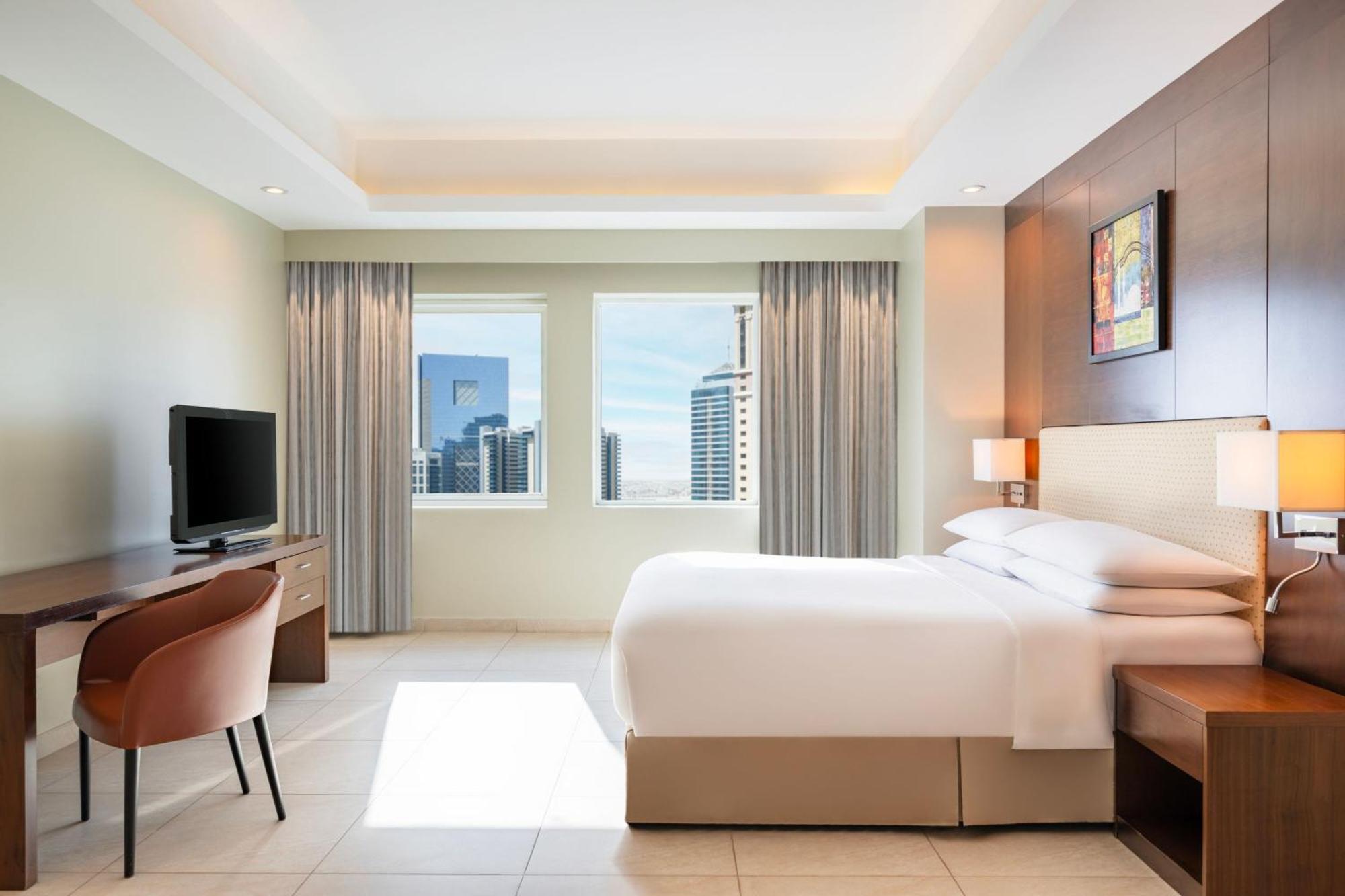 Deluxe 3 Bedroom Apartment