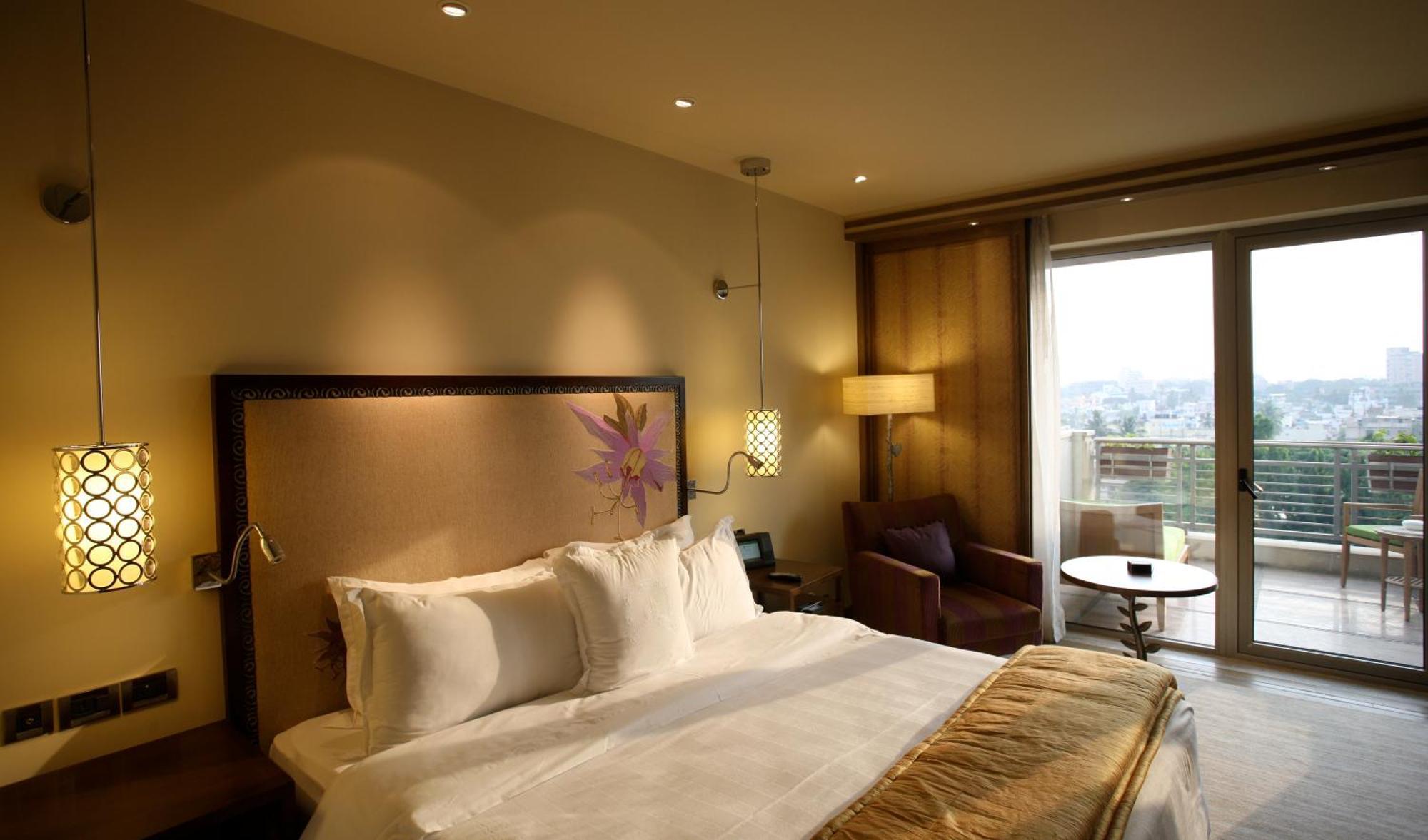 Towers room Guest room 1 Queen