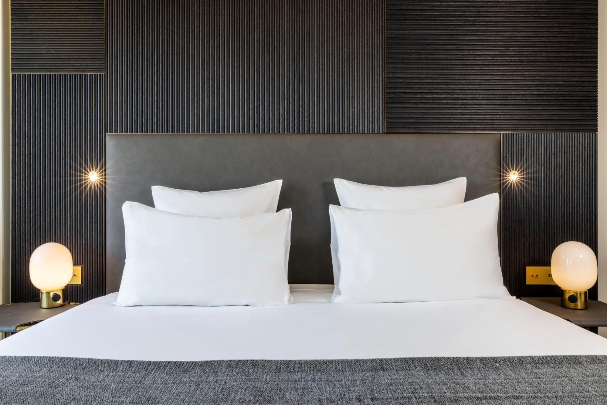 Double Room,1540893316:JPEG