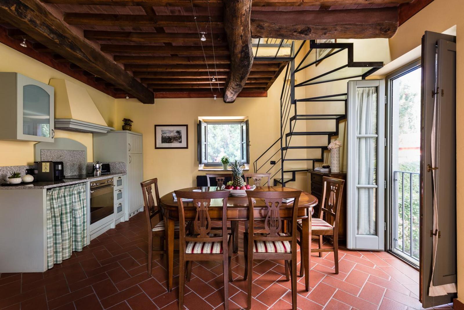 Superior Three-Bedroom Apartment Private Garden