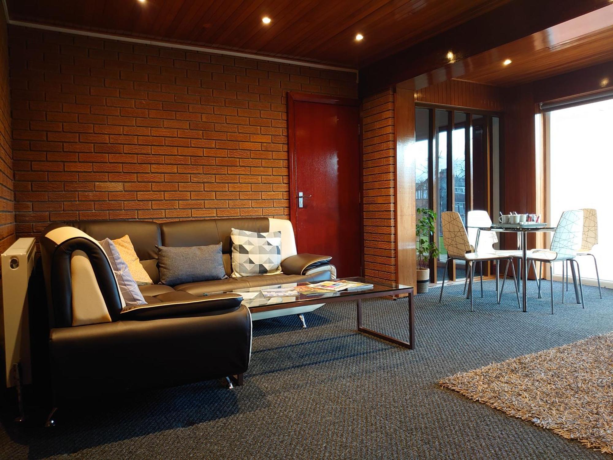 Two-Bedroom Deluxe Apartment