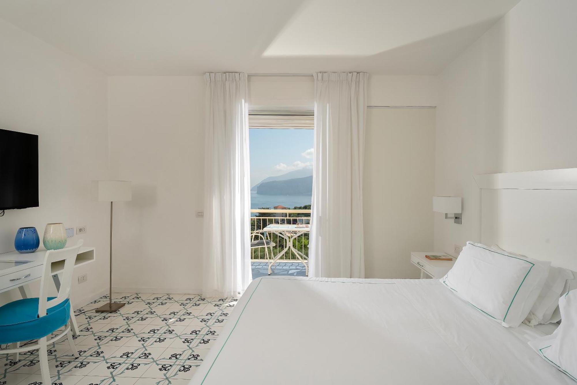 Double or Twin Room Balcony Sea View