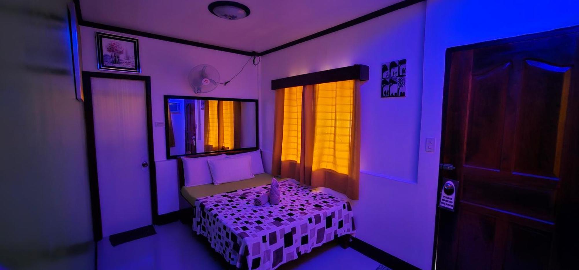 Deluxe Double Room Side Sea View