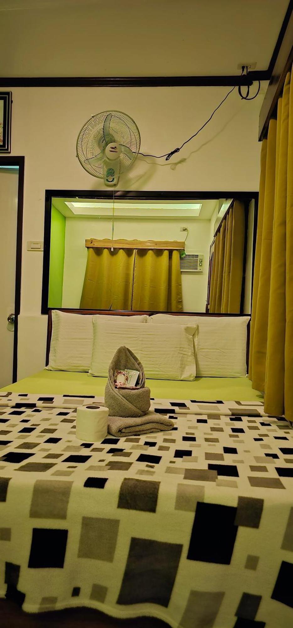 Deluxe Double Room Side Sea View