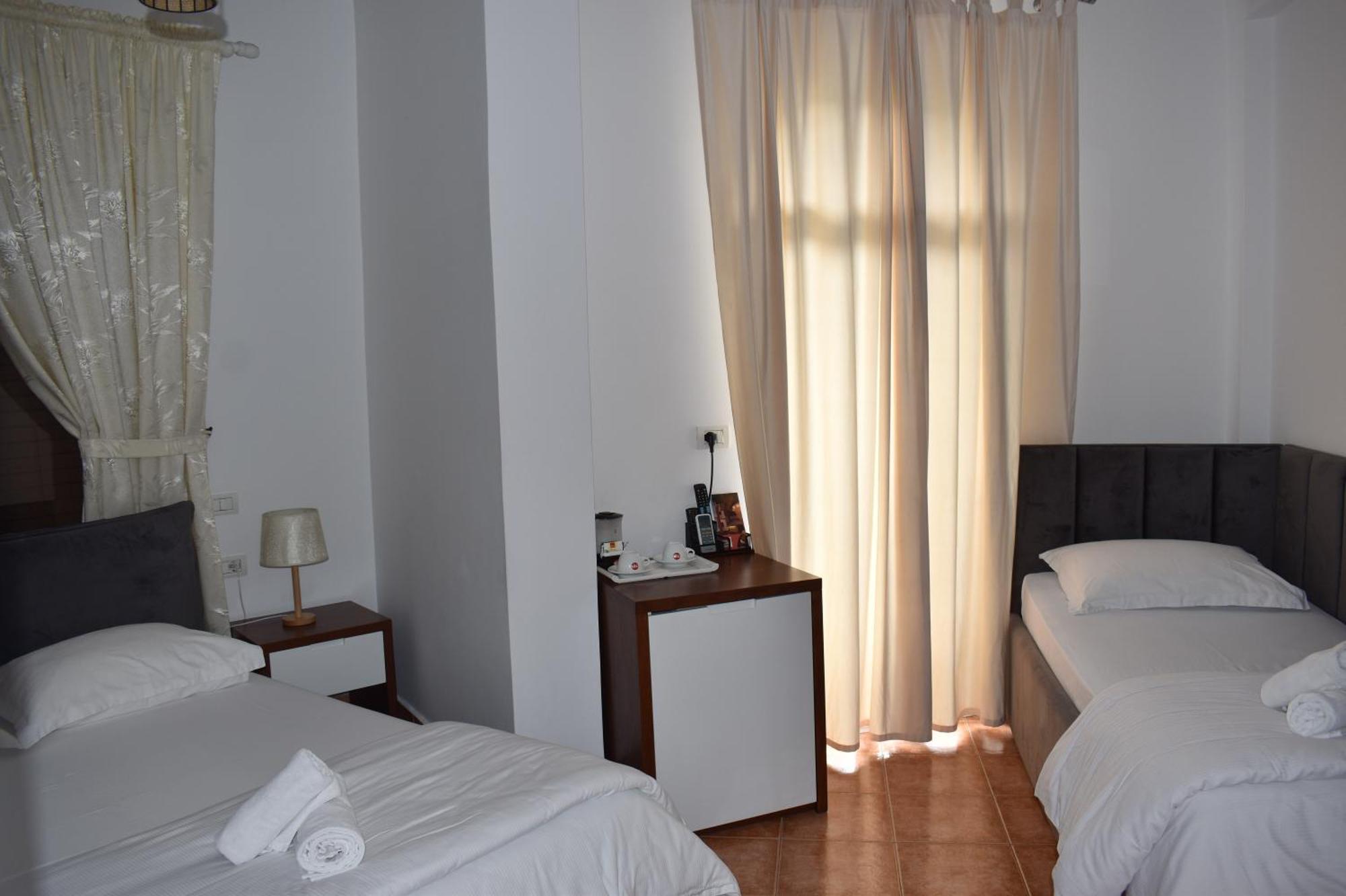 Standard Triple Room Sea View