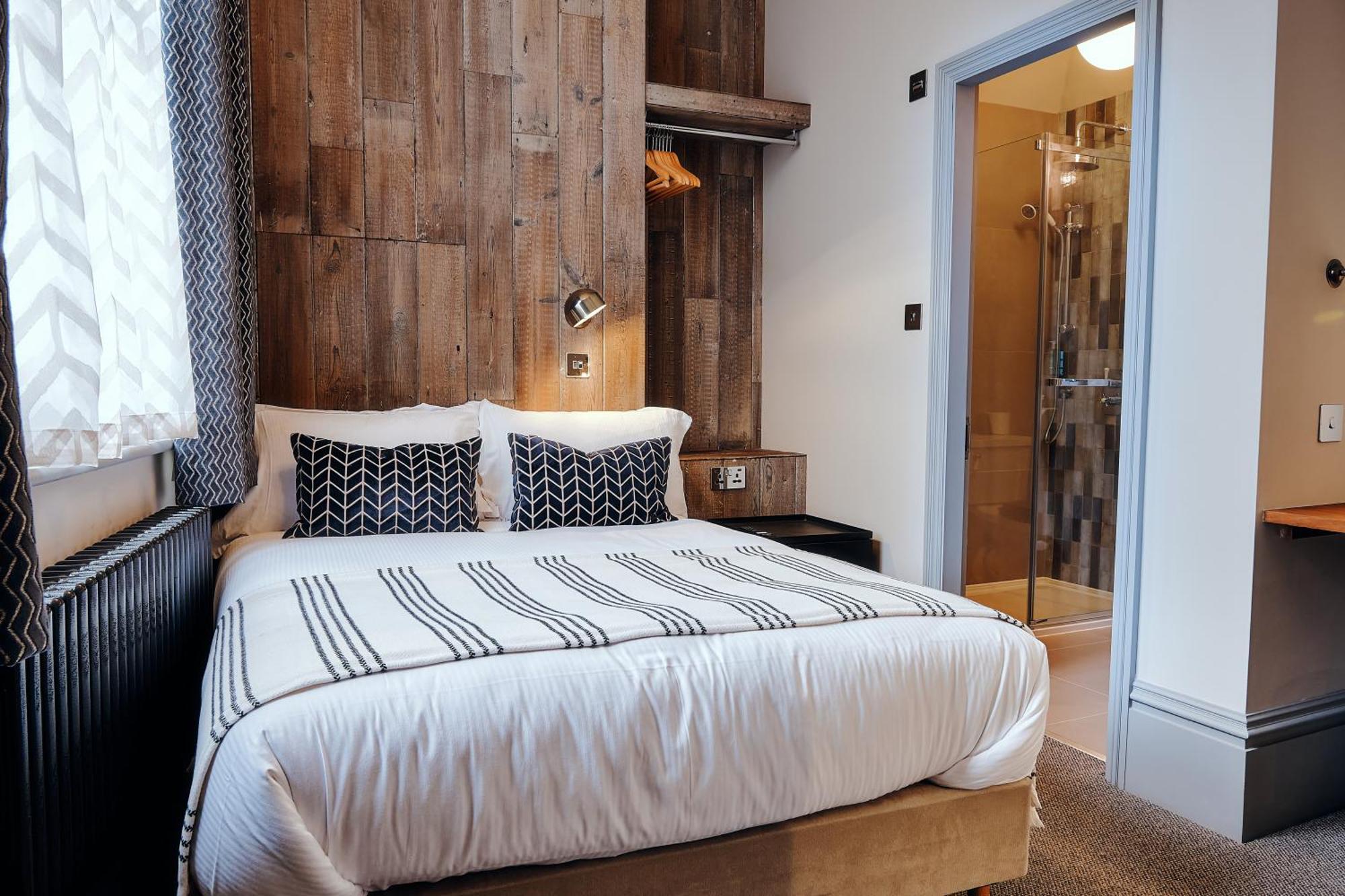 Cabin Double