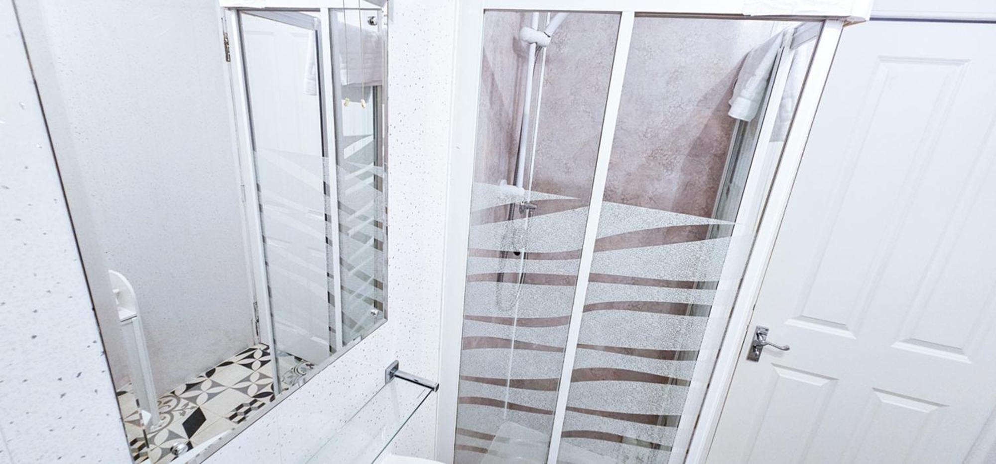 Double Room Private Bathroom
