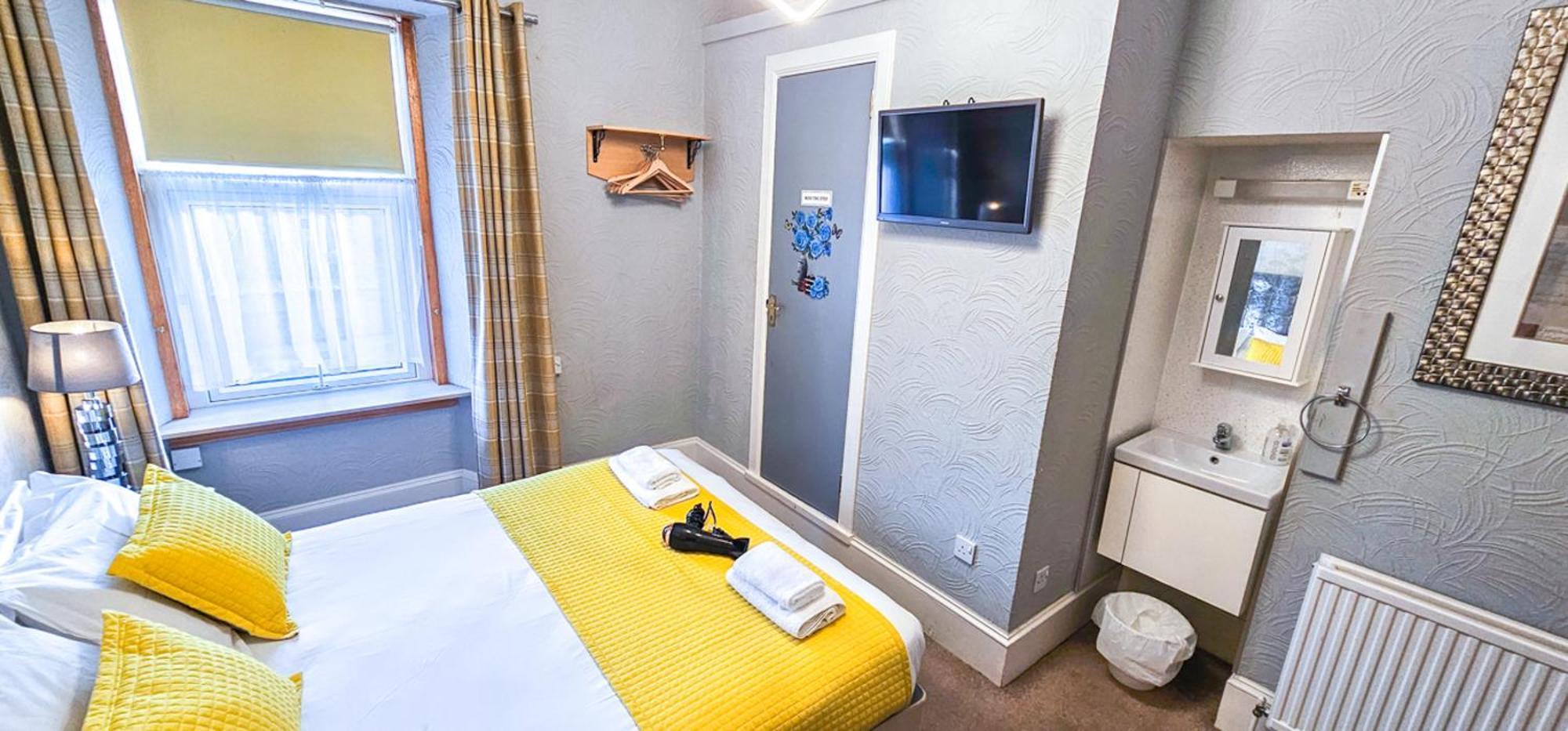 Standard King Room