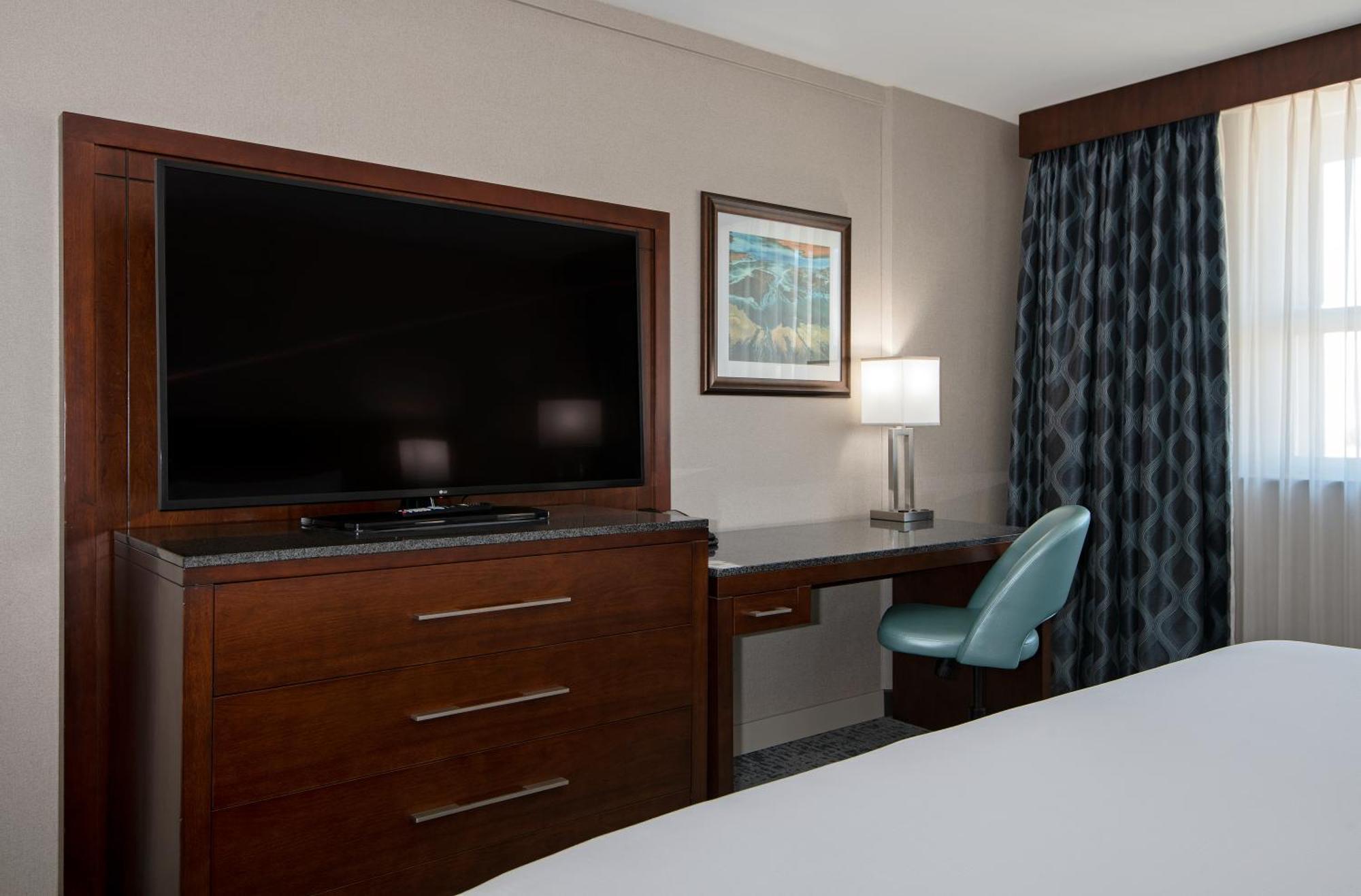 Queen Room Two Queen Beds Non-Smoking