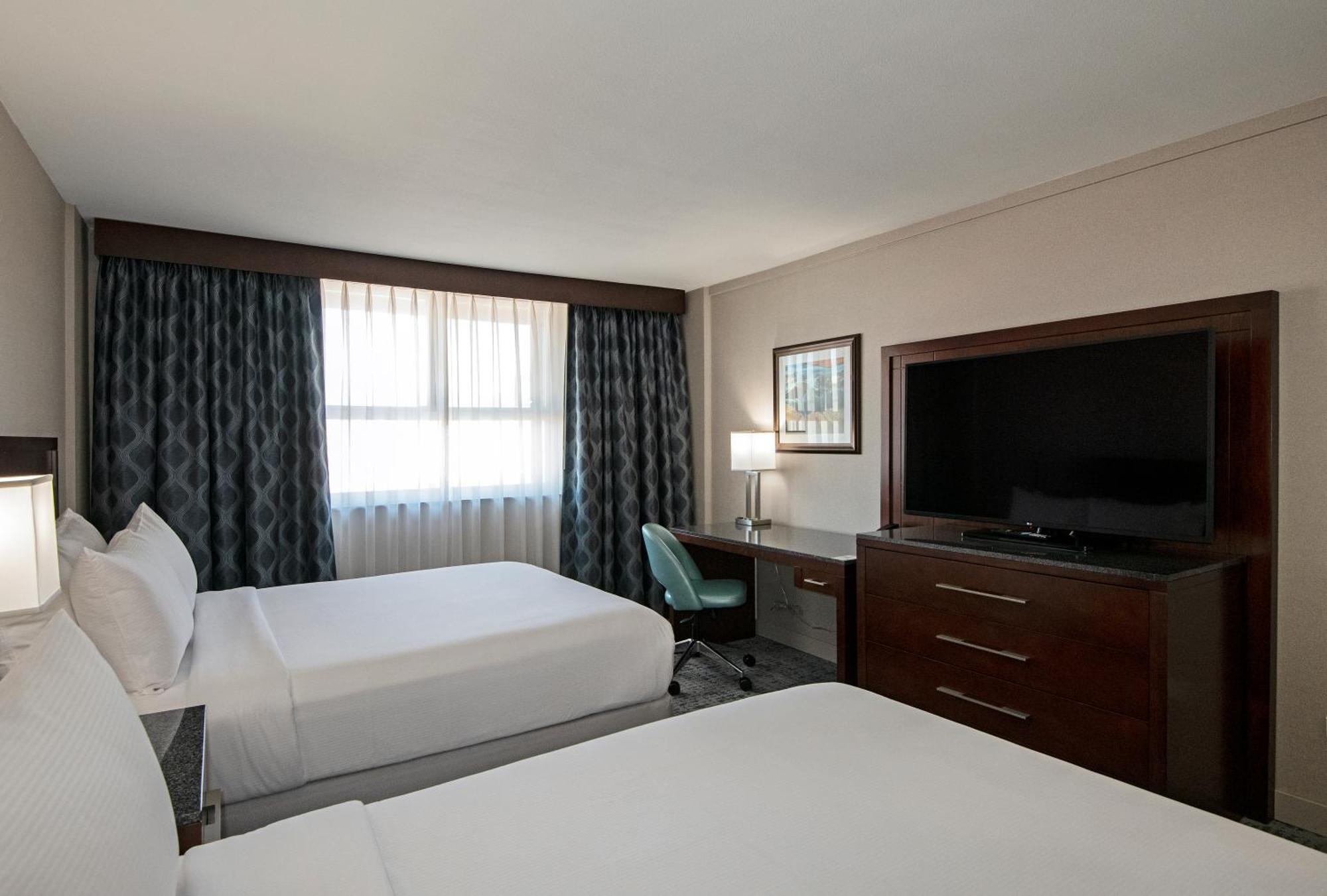 Queen Room Two Queen Beds Non-Smoking