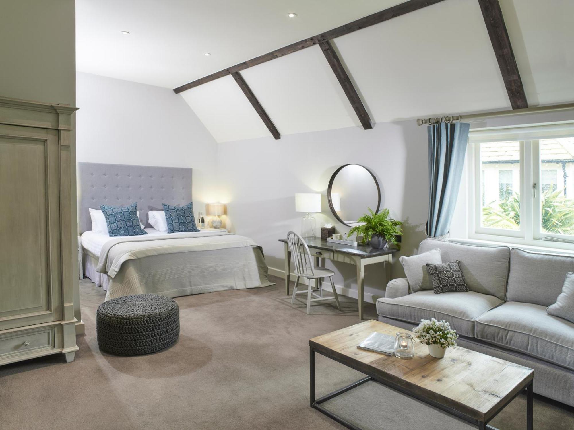 Bigger Suite,1664652767:JPEG