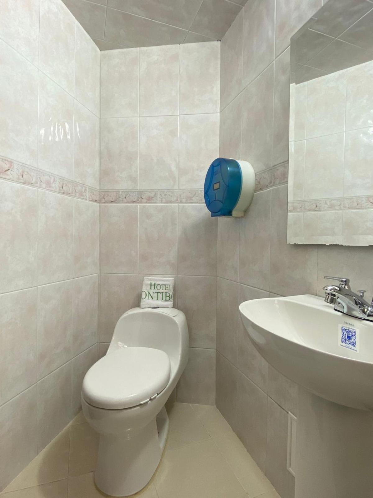 Deluxe Double Room Bath