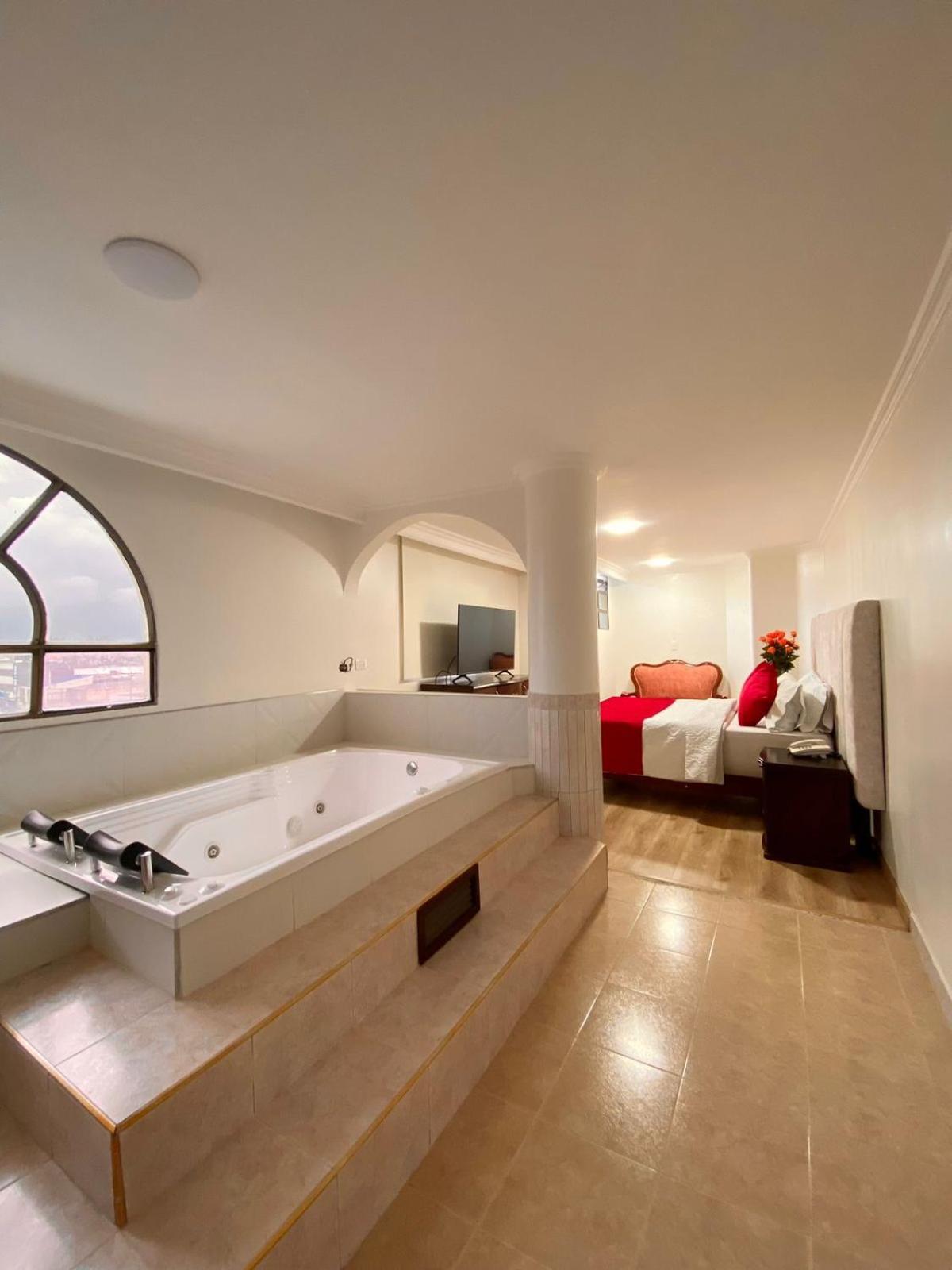 Deluxe Double Room Bath