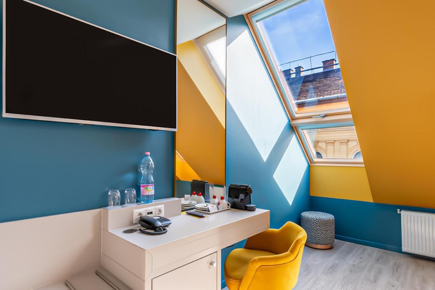 Deluxe Double or Twin Room