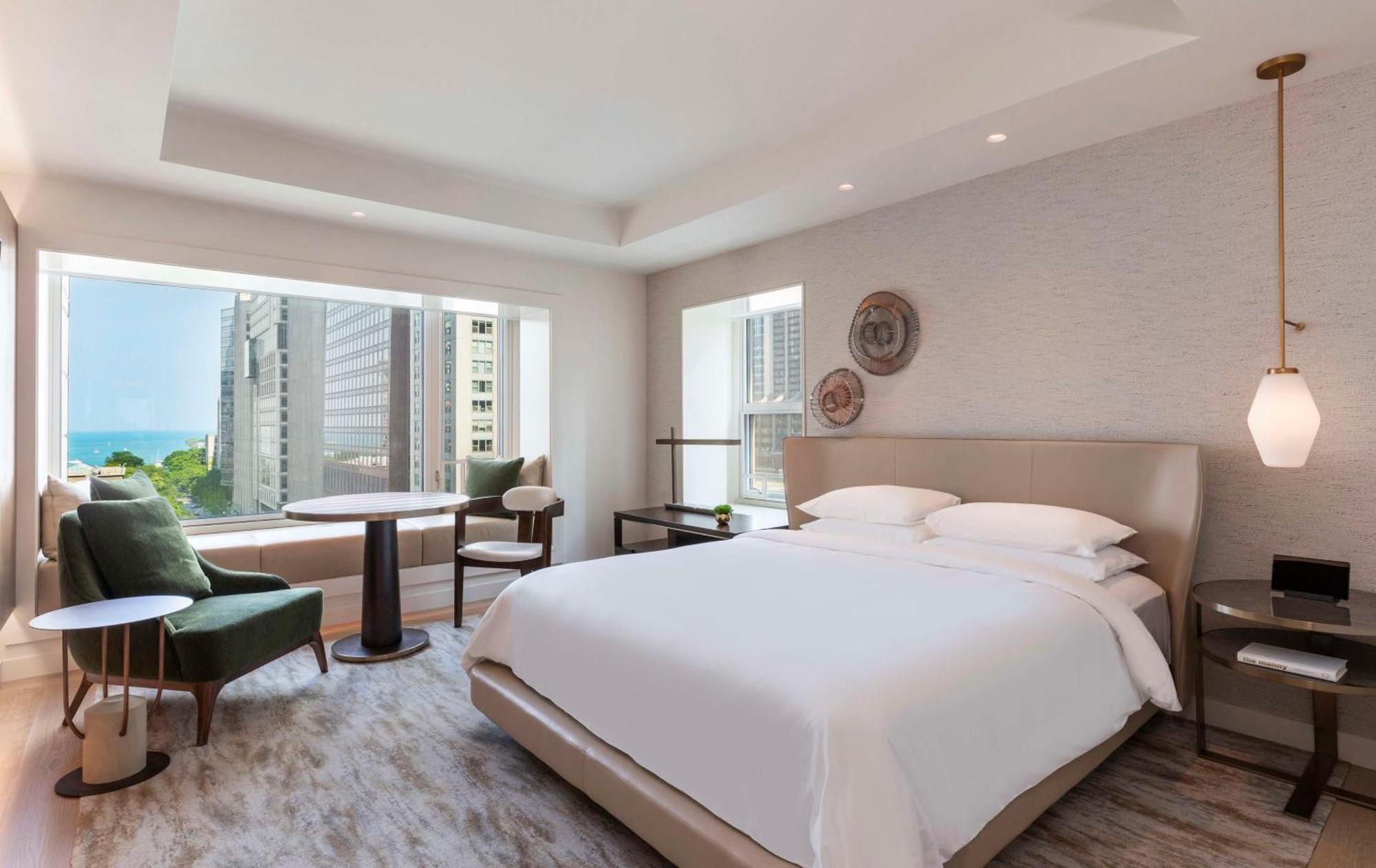 King Room Lake View
