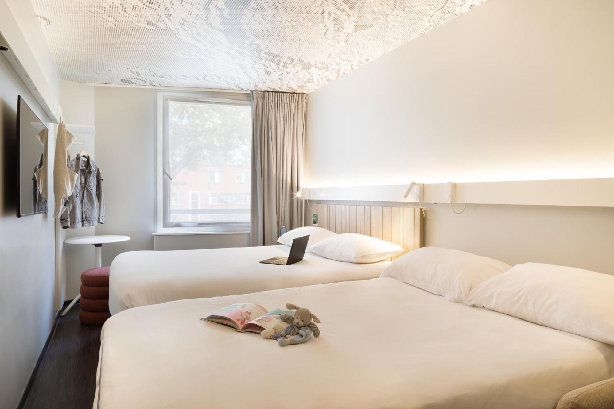 Standard Room with Two Double Beds,1542391930:JPEG