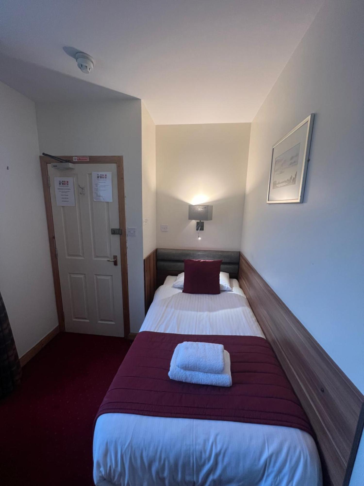 Budget Single Room