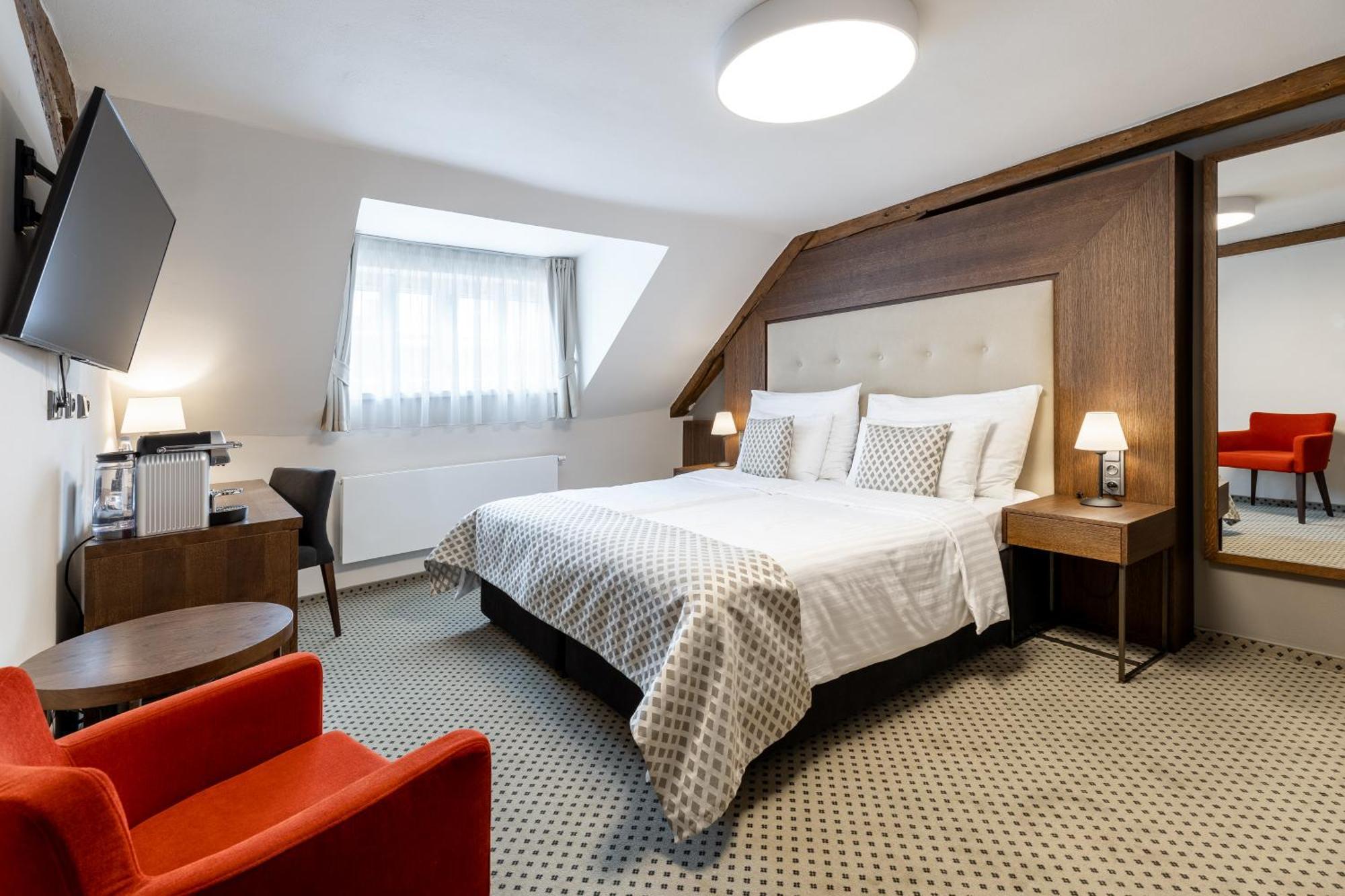 Standard Double or Twin Room,1593930669:JPEG