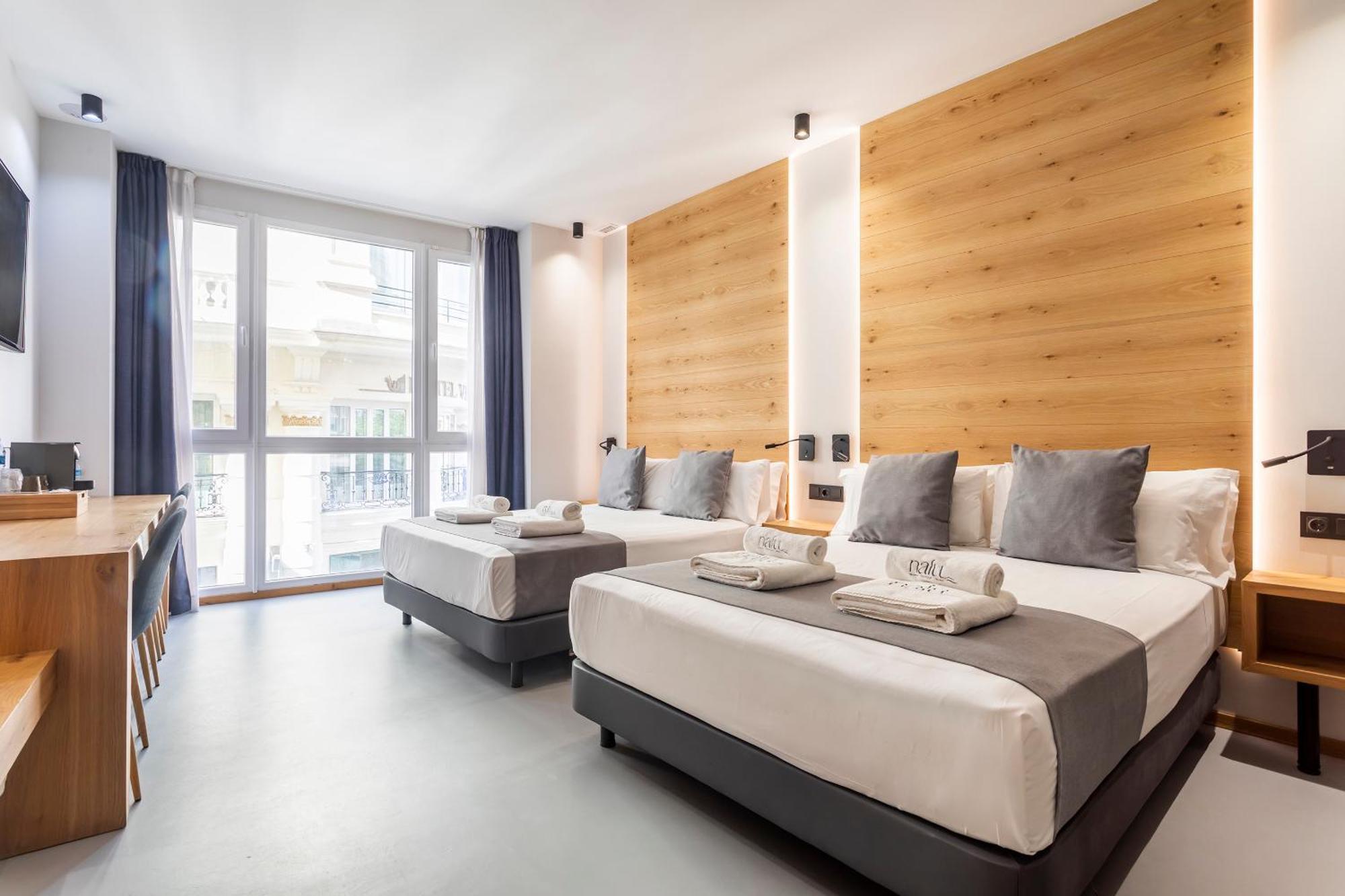 Deluxe Quadruple Room