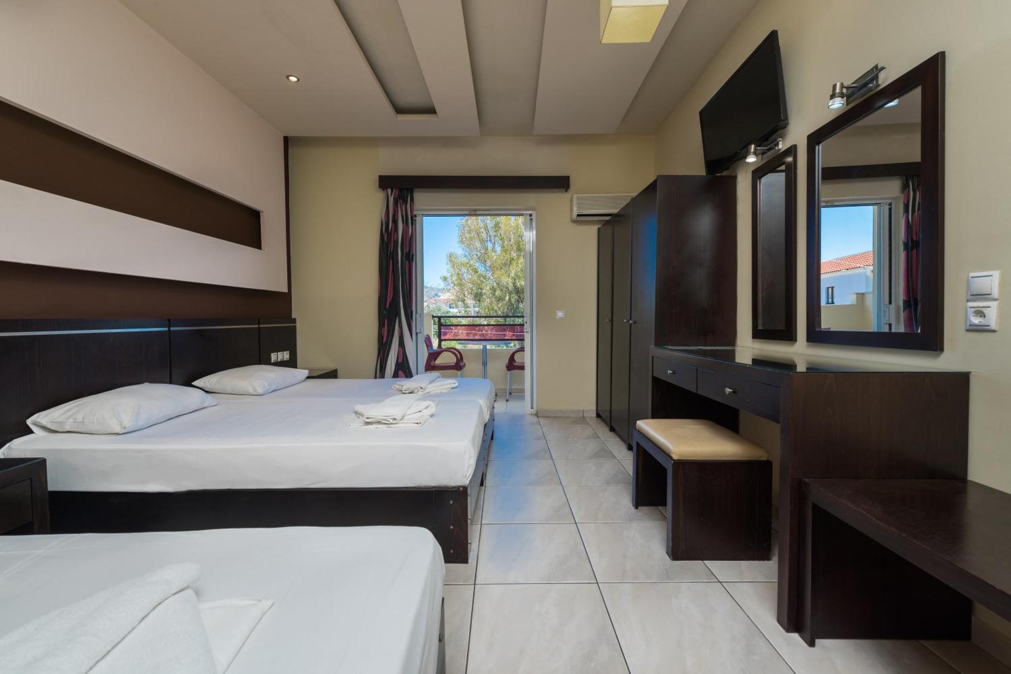 Double or Twin Room Balcony