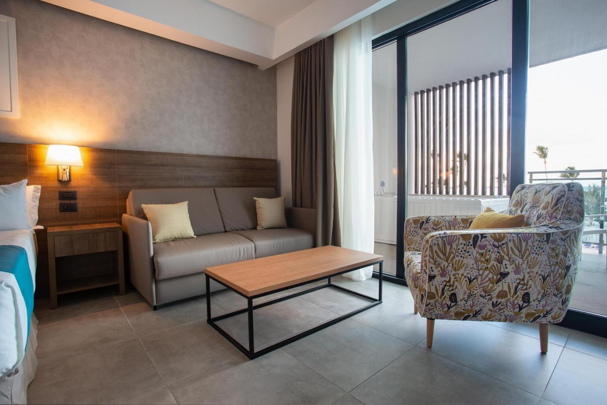 Premium Suite Outoor Jacuzzi