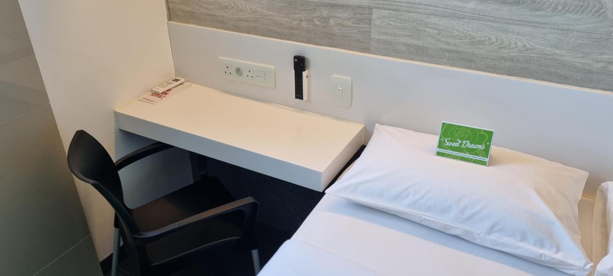 Executive Queen Room