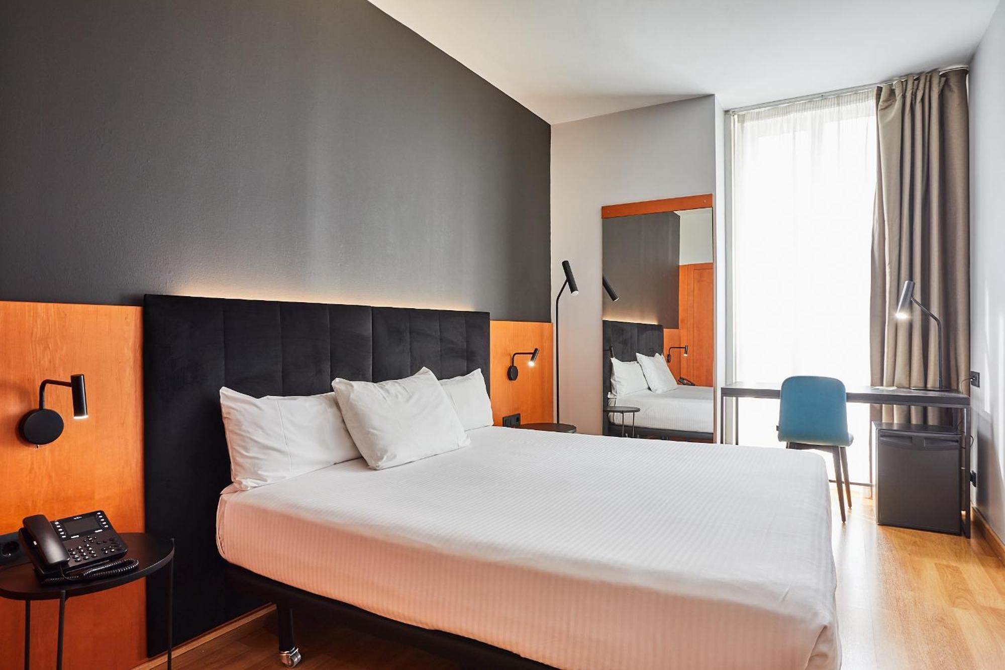 Standard Double Room,1709710939:JPEG