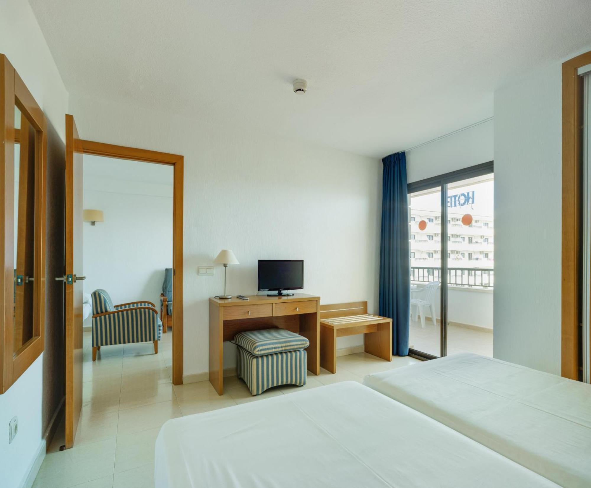 Zweibettzimmer mit Meerblick