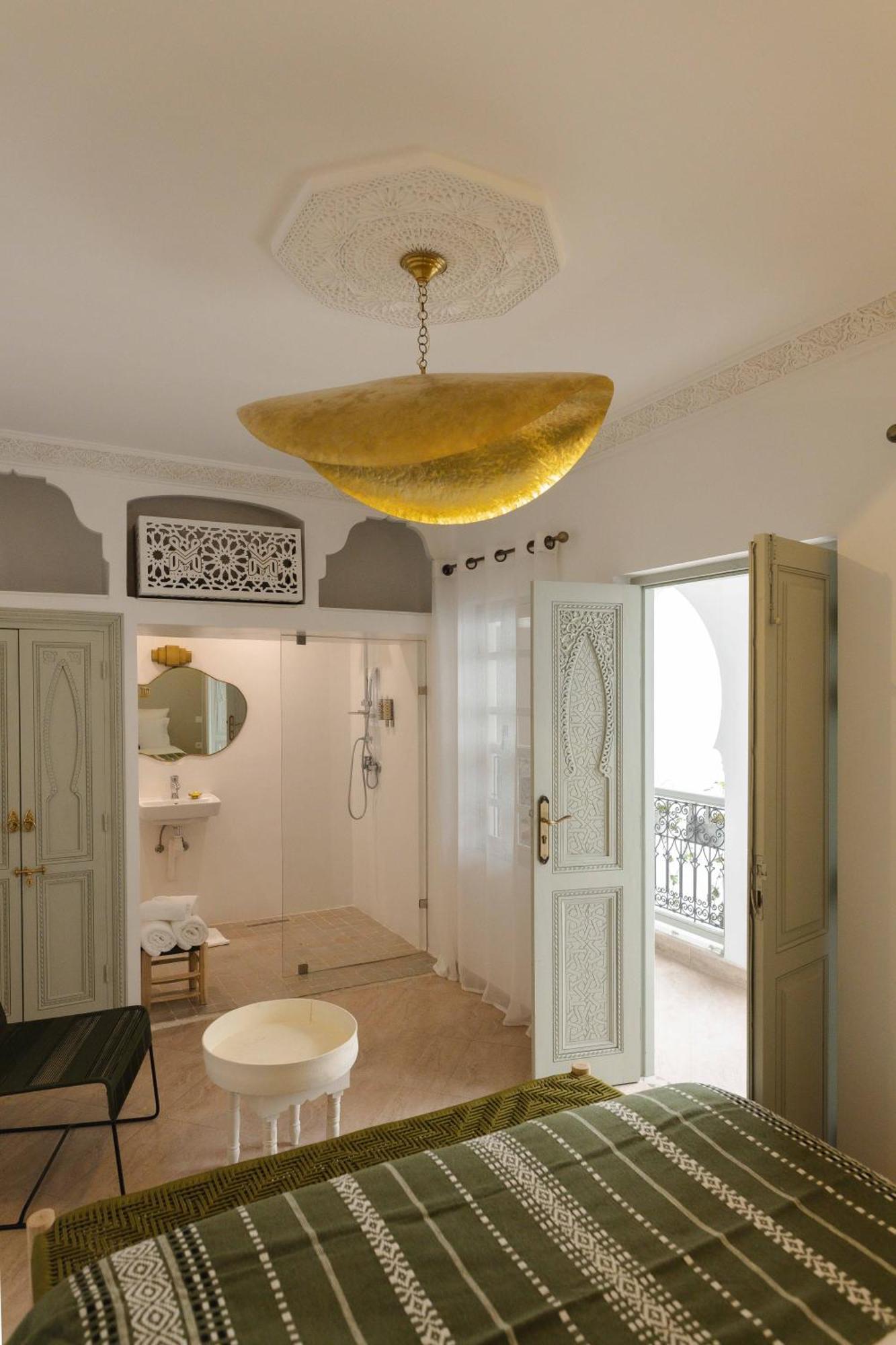 Double Room Private Bathroom