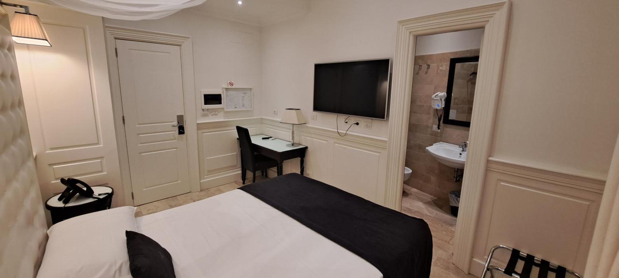 Small Double Room