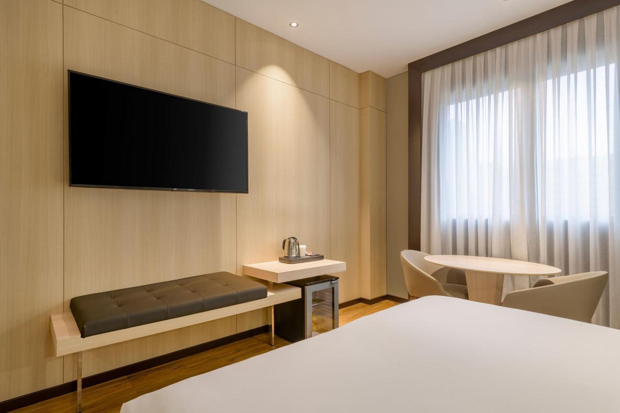 Standard Room Queen Guest room 1 Queen