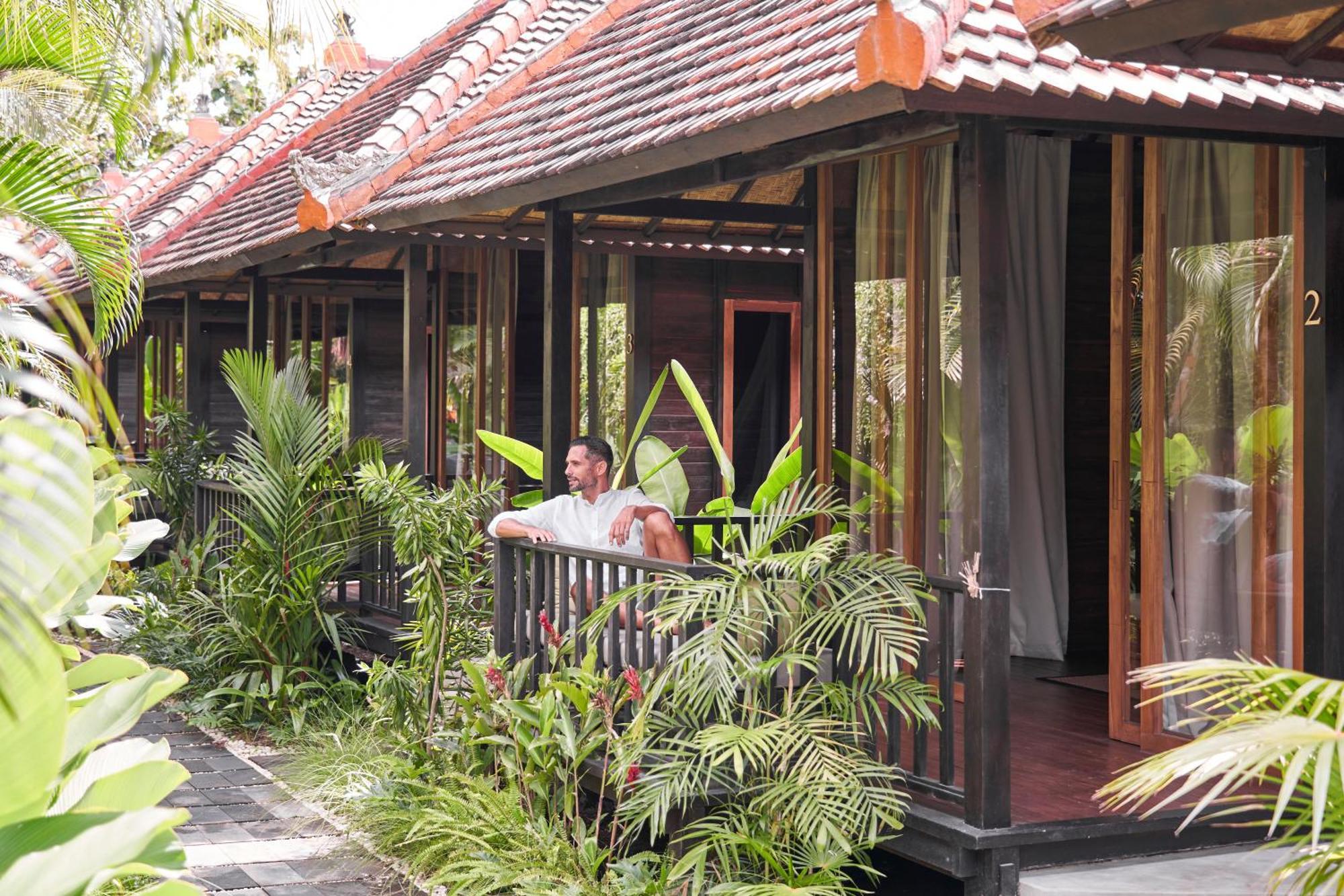 Deluxe Bungalow Garden View