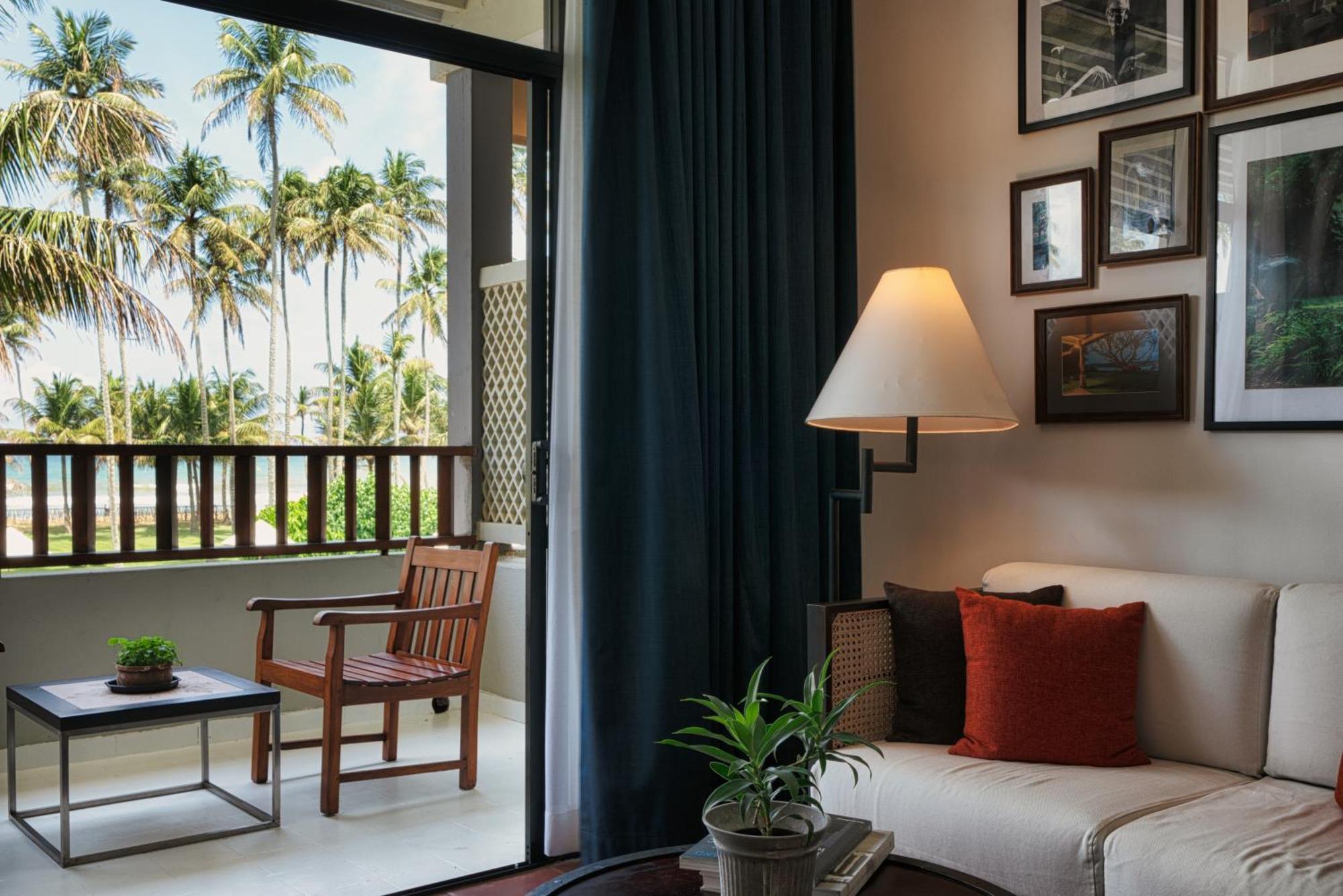 Deluxe Room Sea View – on Food Beverages